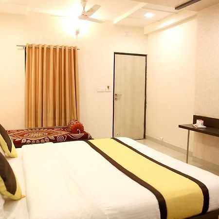 Oyo Rooms Railway Station Abu Road Esterno foto